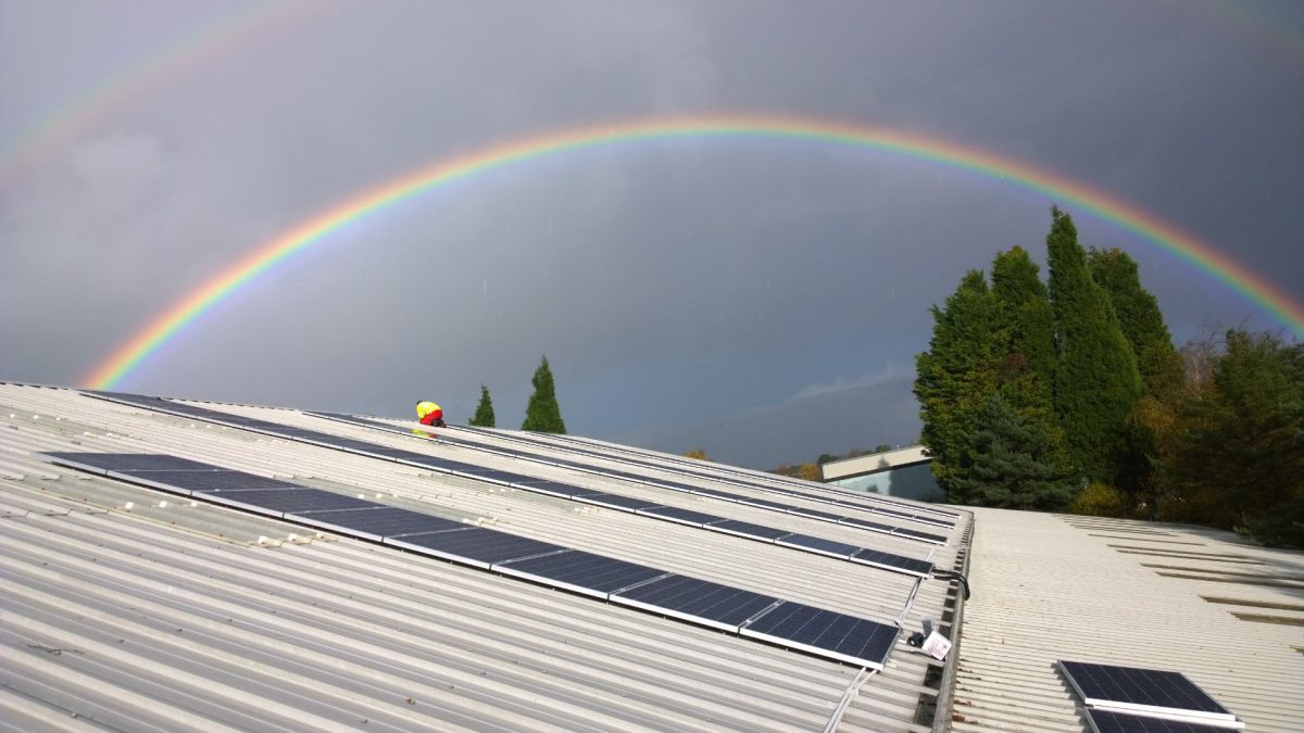 do-my-solar-panels-need-maintenance-devon